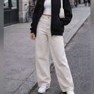 refuge Wide Leg Jeans in Light Beige